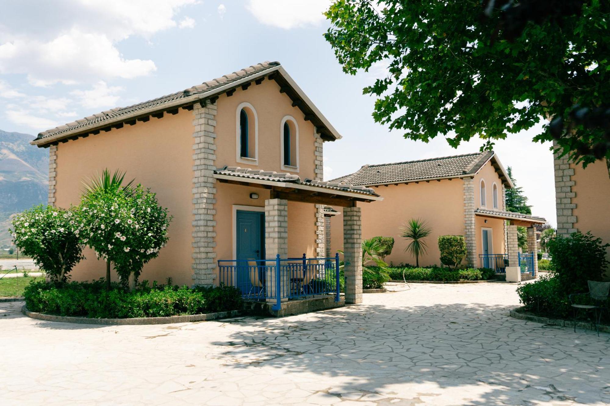 Kronos Village Gjirokaster Exterior photo